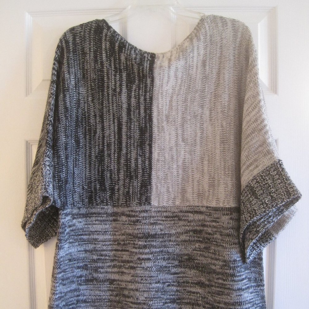 KAREN SCOTT BLACK AND GRAY MARLED SWEATER LARGE